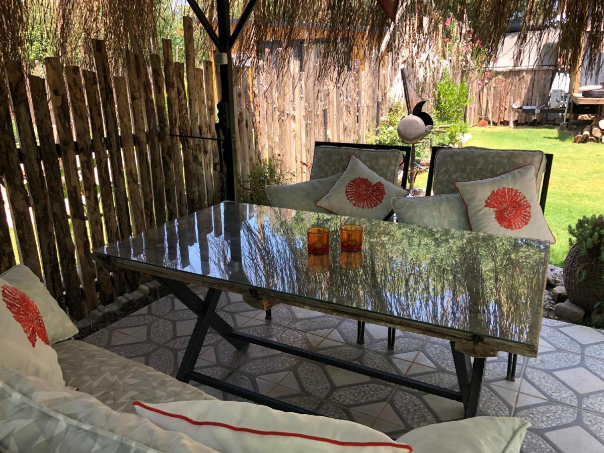 Tiny House Kayakoey Kumquat Hotel Bagian luar foto