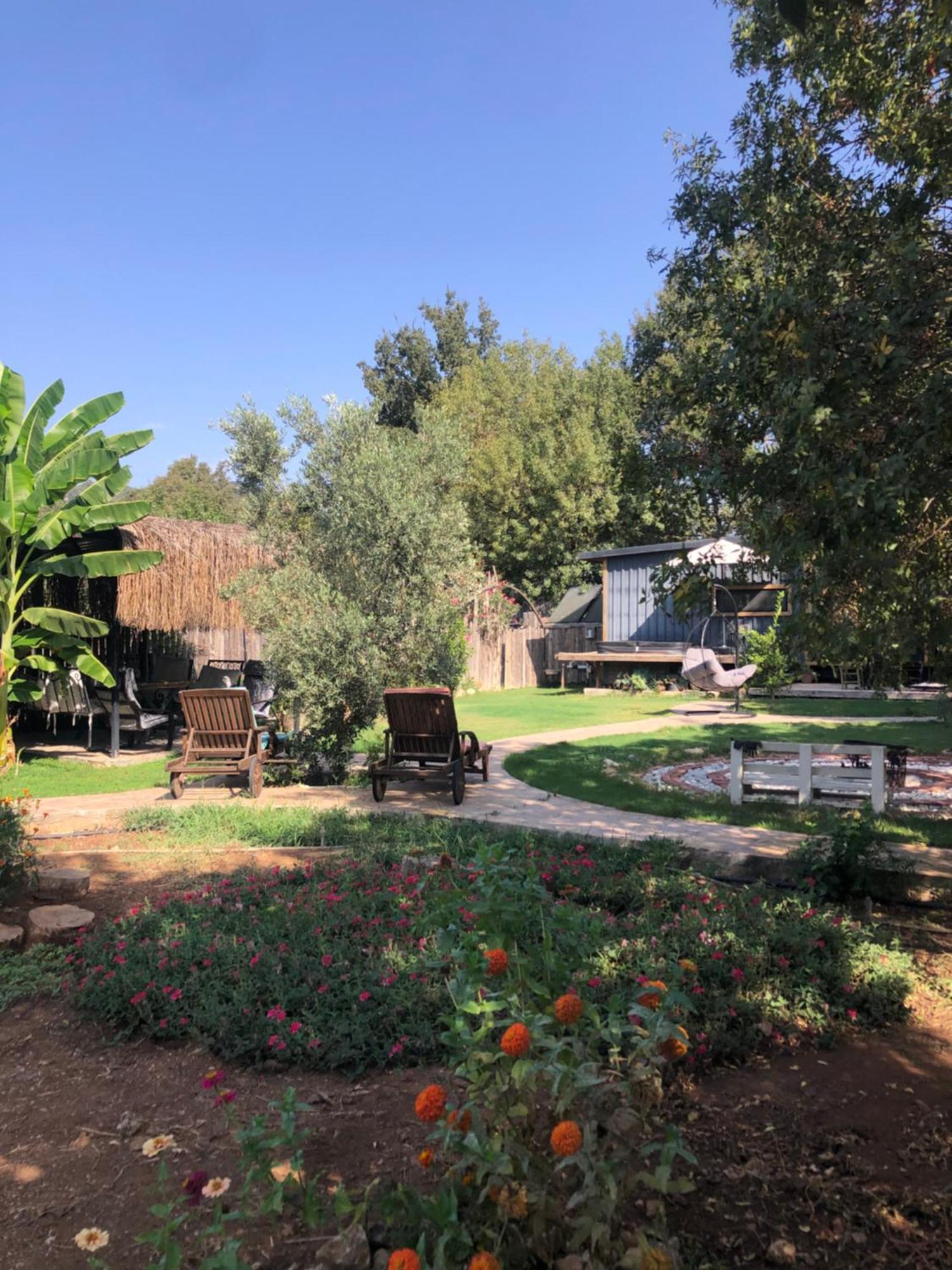 Tiny House Kayakoey Kumquat Hotel Bagian luar foto